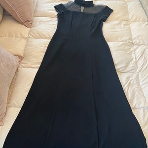Gorgeous Black Gown in Size 8–Great Condition